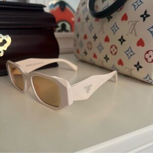 Prada Sunglasses new no box or case no scratches or problems!